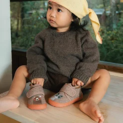 barefoot basic brown