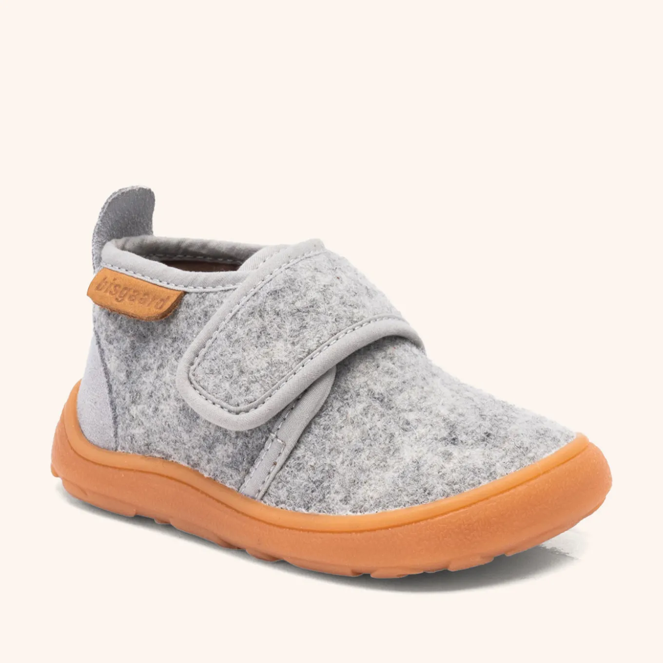 barefoot basic grey