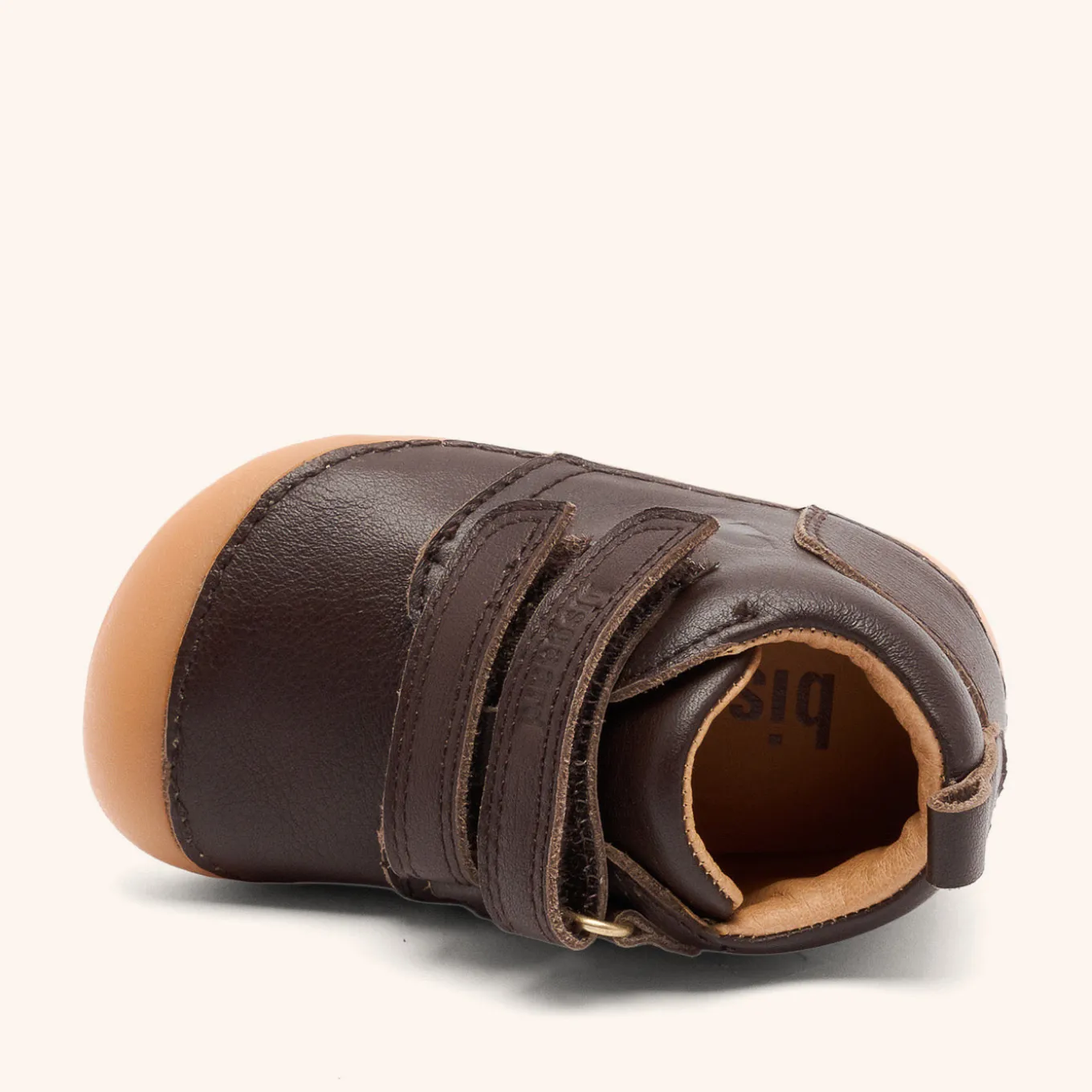 barefoot carter dark brown