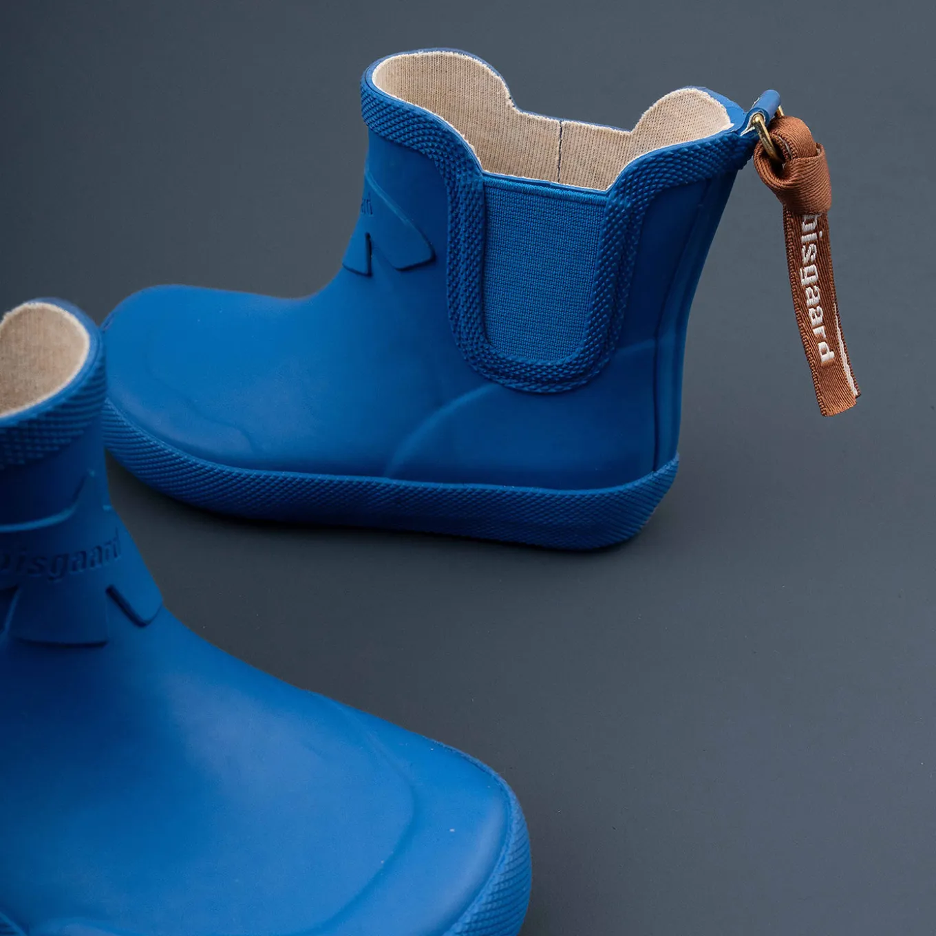 barefoot rubber cobalt
