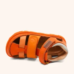 barefoot vic orange