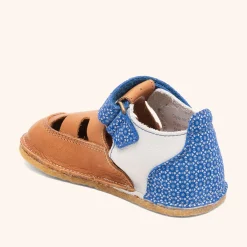 ecobirdy x barefoot beannie coastal