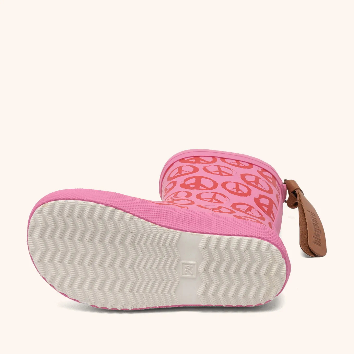 fashion peace on earth pinky