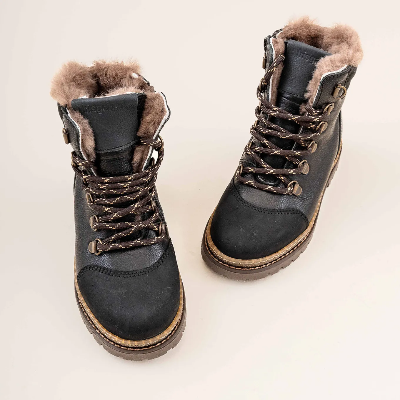 gert lamb rustic black