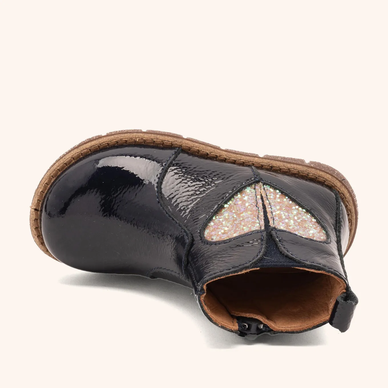 maggie navy patent