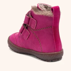 storm lamb deep pink